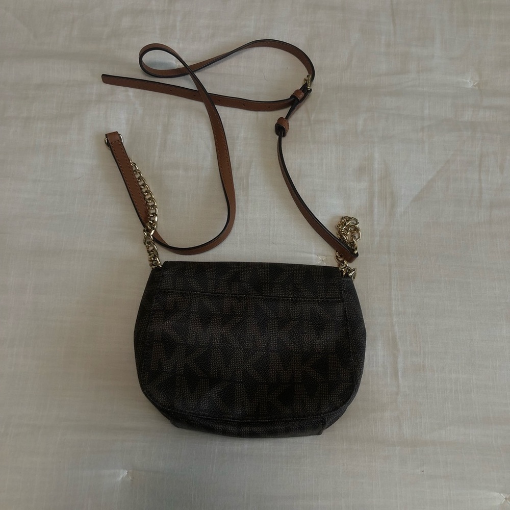 Michael Kors small purse - Picture 3 of 4